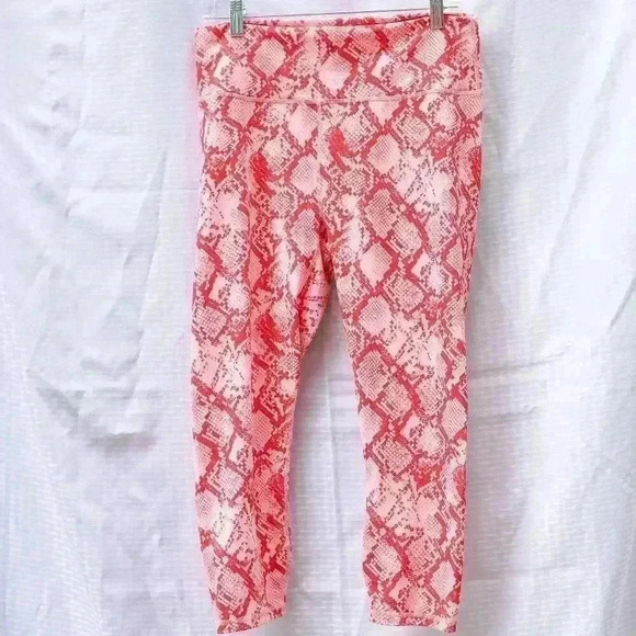 Fabletics Powerhold size XL pink/red snake print capri leggings - Picture 1 of 9
